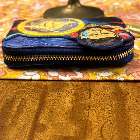 LOUNGEFLY Marvel Dr Strange Multiverse Wallet - Picture 13 of 16